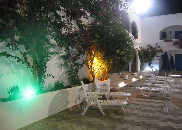 酒店 Boutique Tilos Mare 里瓦的亚